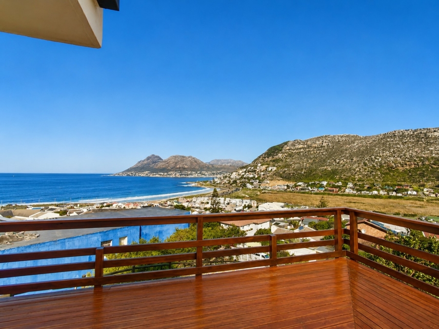 4 Bedroom Property for Sale in Glen Ridge Western Cape